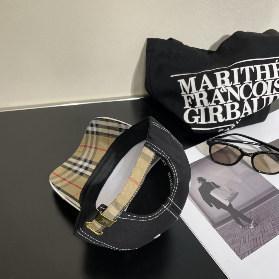 【2026】【BURBERRY  バーバリー】【数量限定】 野球帽 / ハット 241011-BRAND OFF