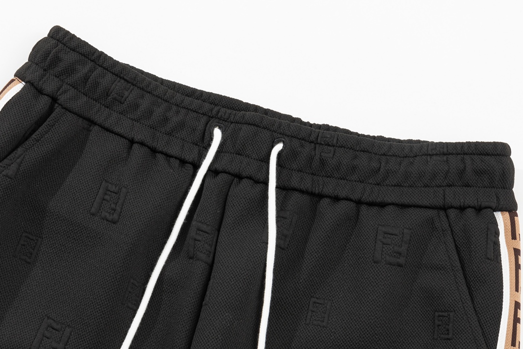 【2026】【FENDI   公式旗艦店】フェンディ   ショートパンツ  ご好評に付き再入荷！-BRAND OFF