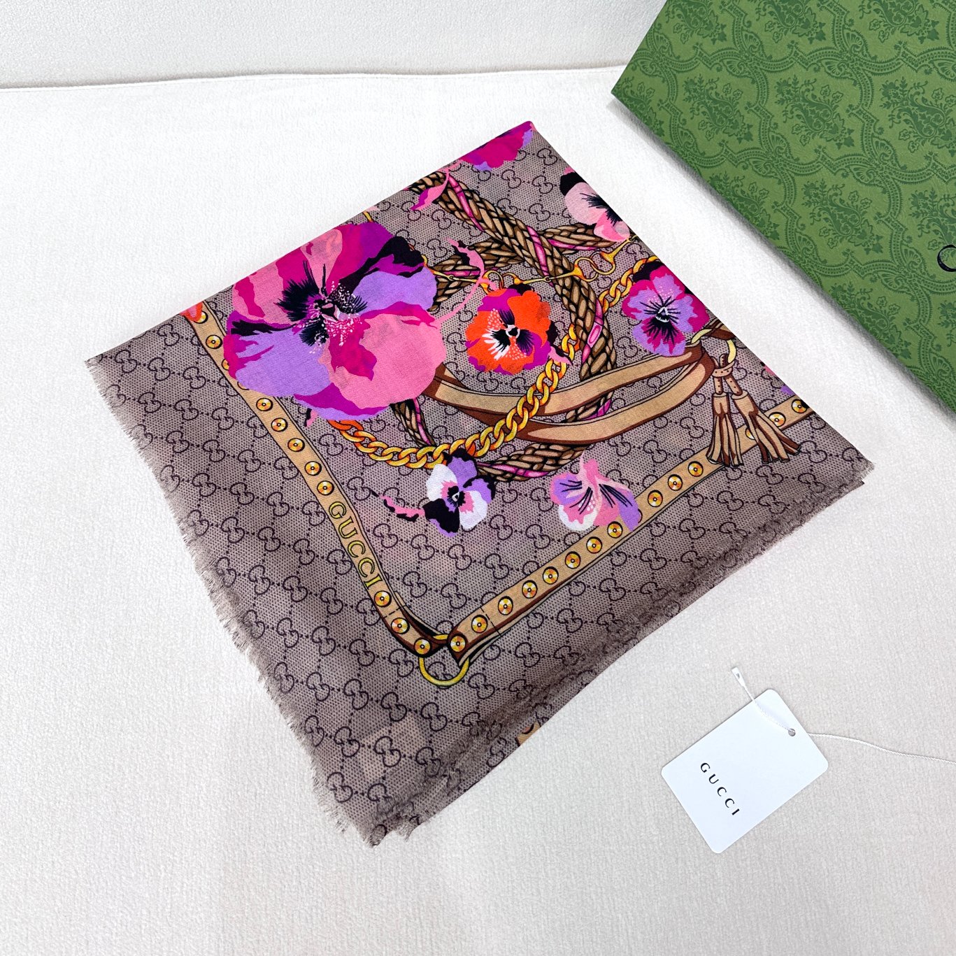 【GUCCI グッチ】スカーフ140*140CM  241108-BRAND OFF