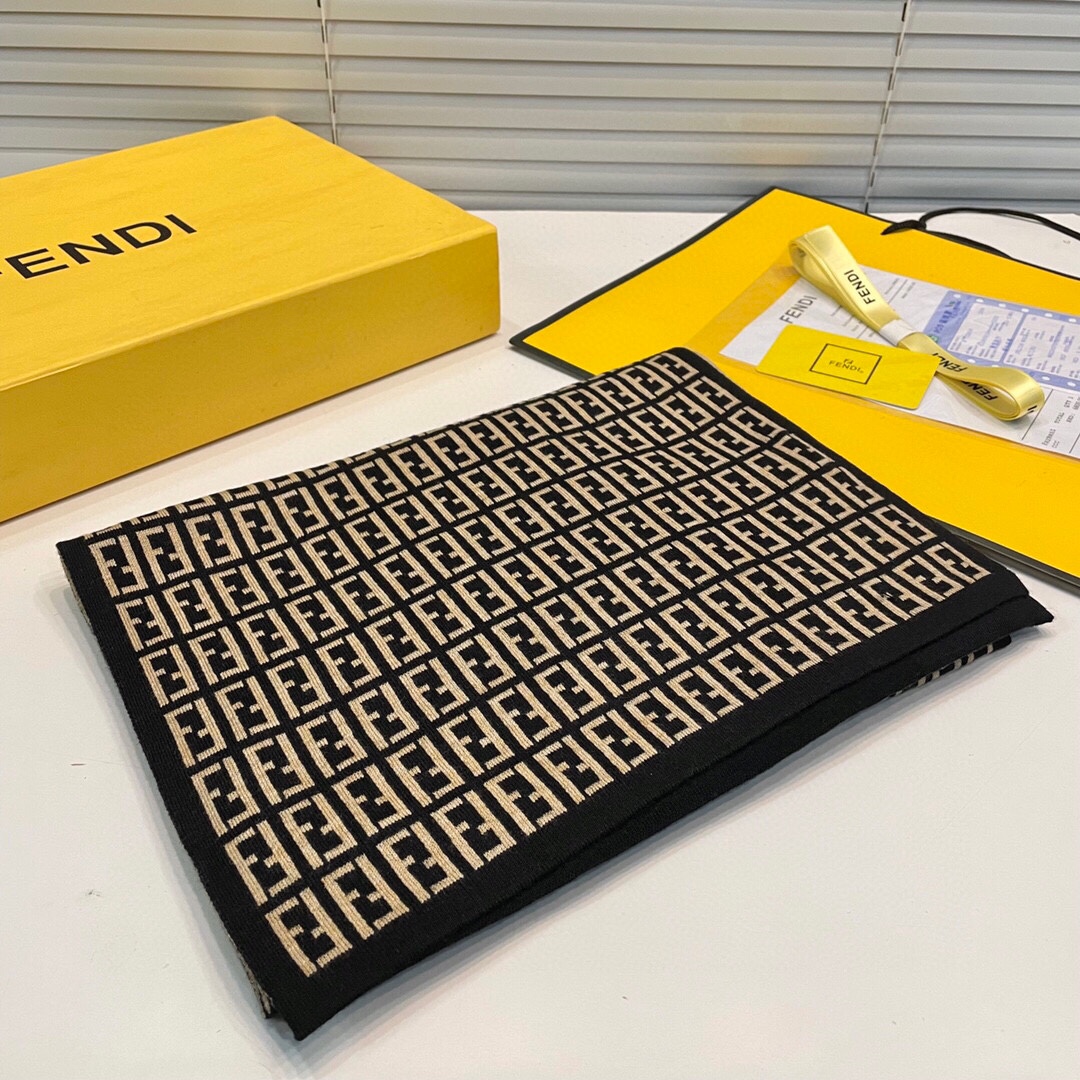 【FENDI  フェンディ】スカーフ32*200CM   241109-BRAND OFF