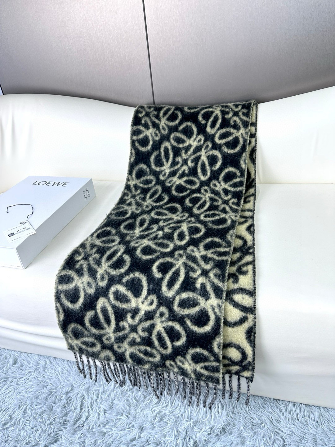 【LOEWE ロエベ】スカーフ 30*180CM   241109-BRAND OFF