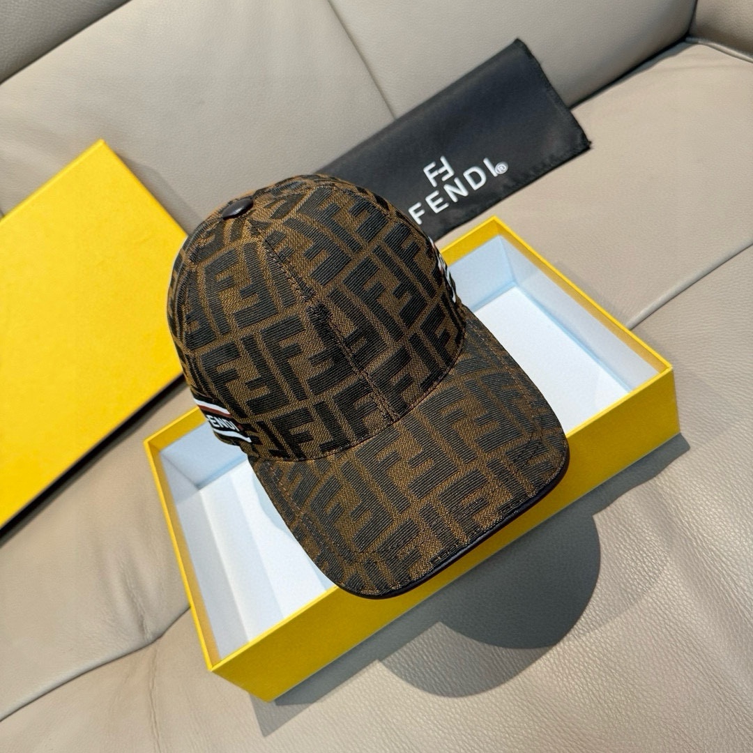 【2026】【FENDI  フェンディ】【数量限定】 野球帽 / ハット   241125-BRAND OFF