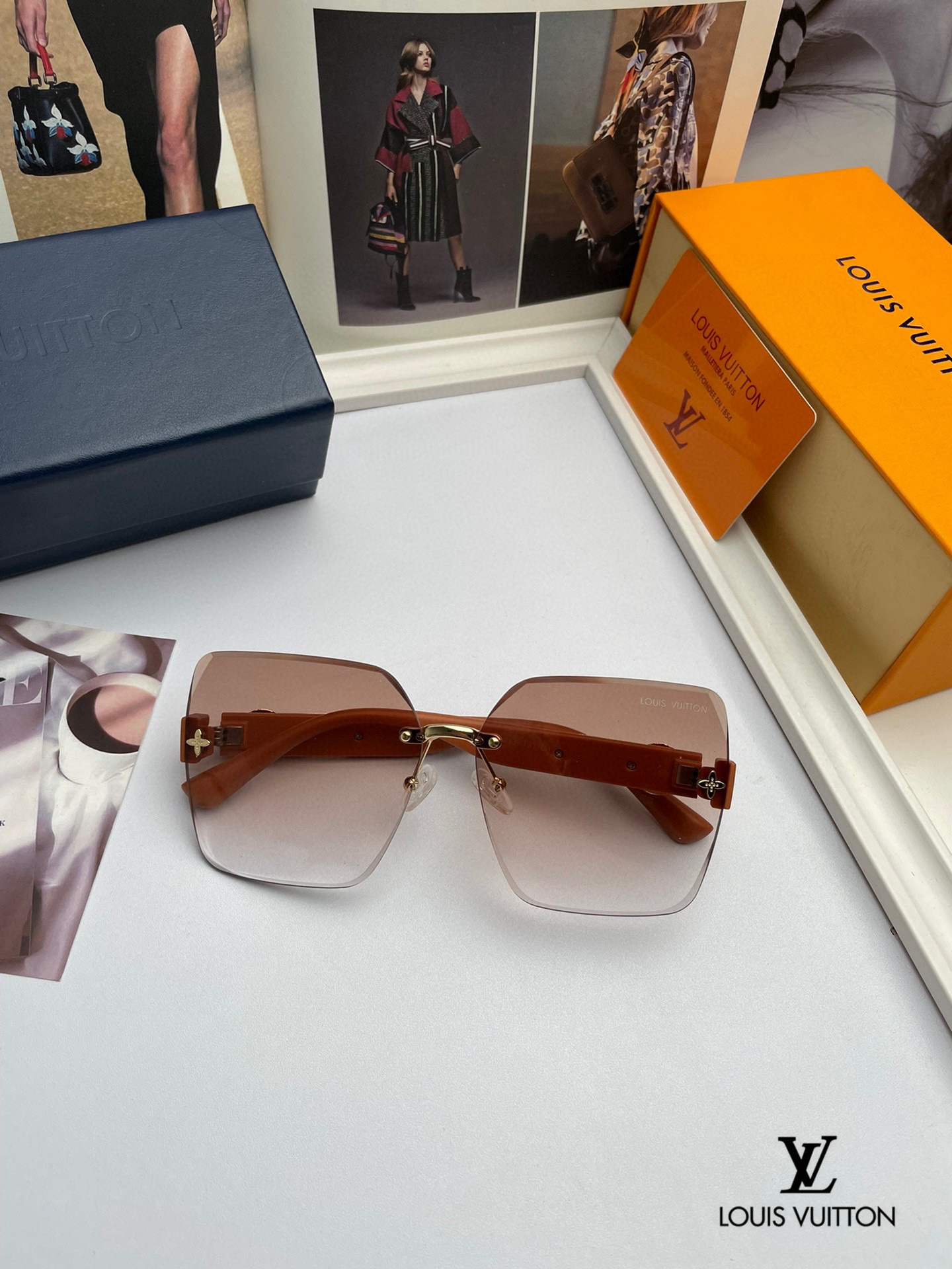 LOUIS VUITTON(ルイヴィトン ) サングラス-BRAND OFF