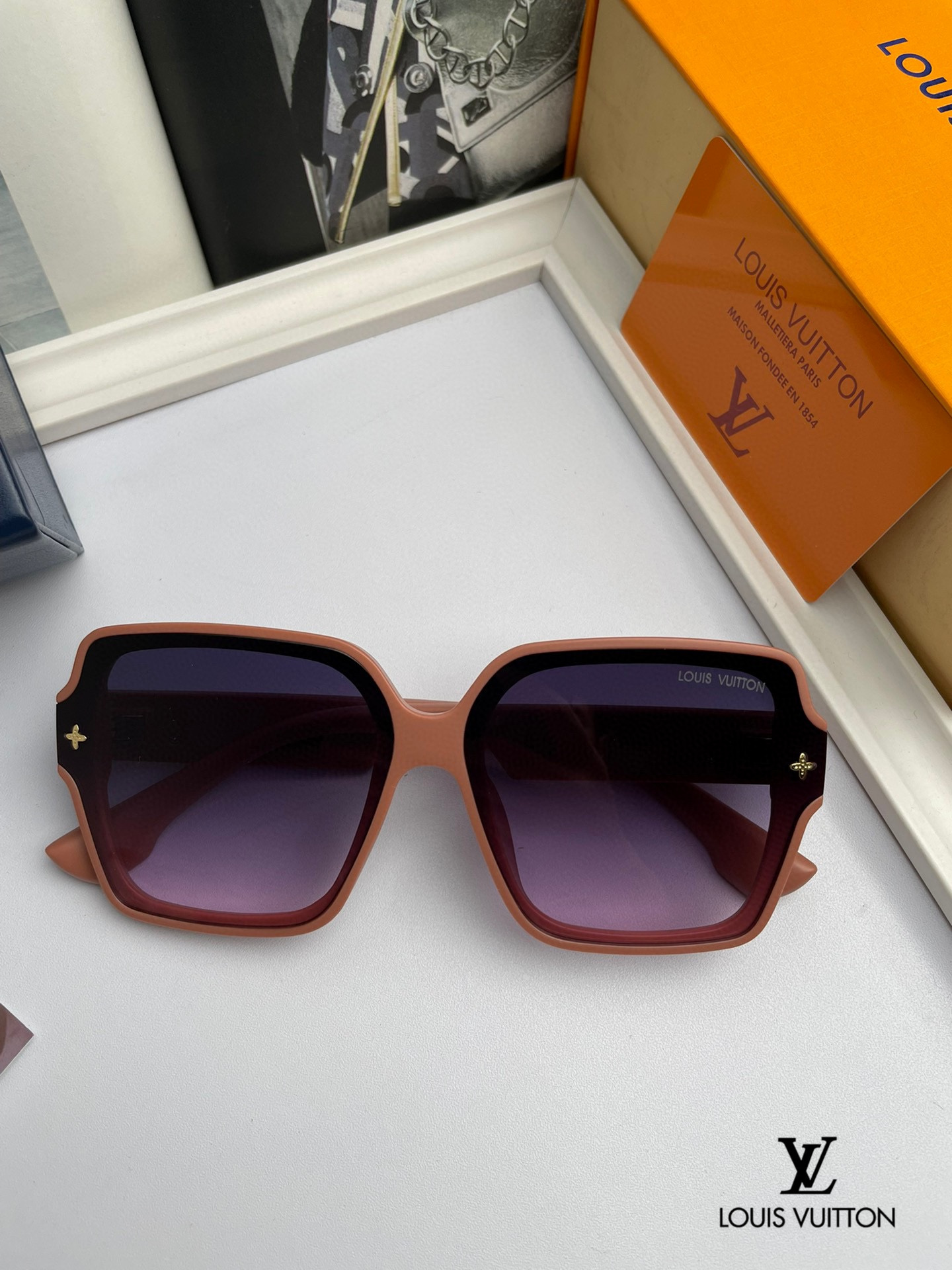 LOUIS VUITTON(ルイヴィトン ) サングラス-BRAND OFF