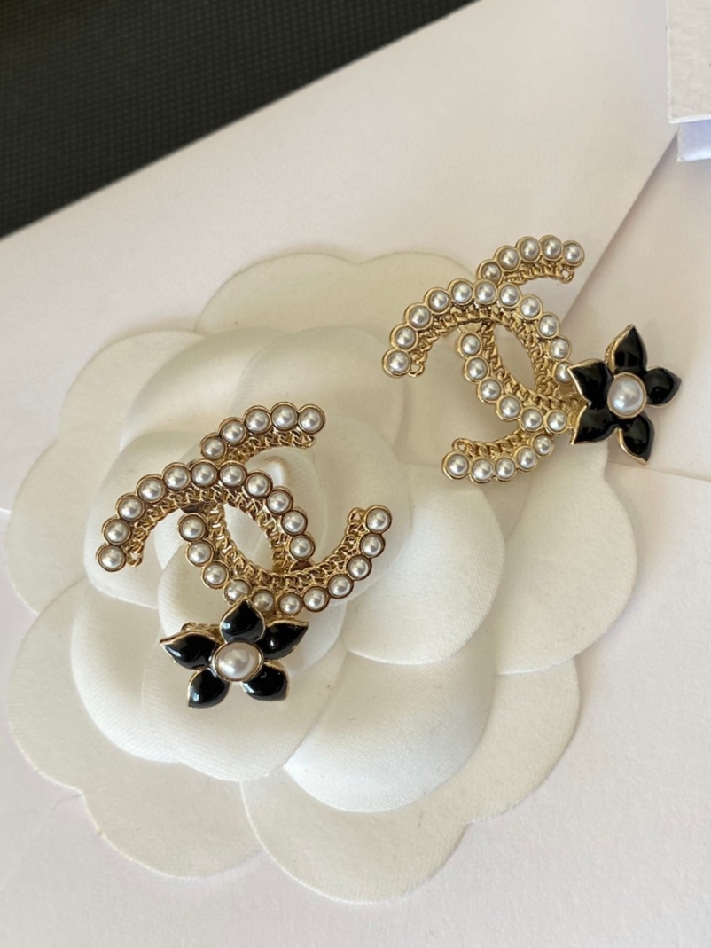 【CHANEL 】 シャネル   ファッションスタイルのイヤリング-BRAND OFF