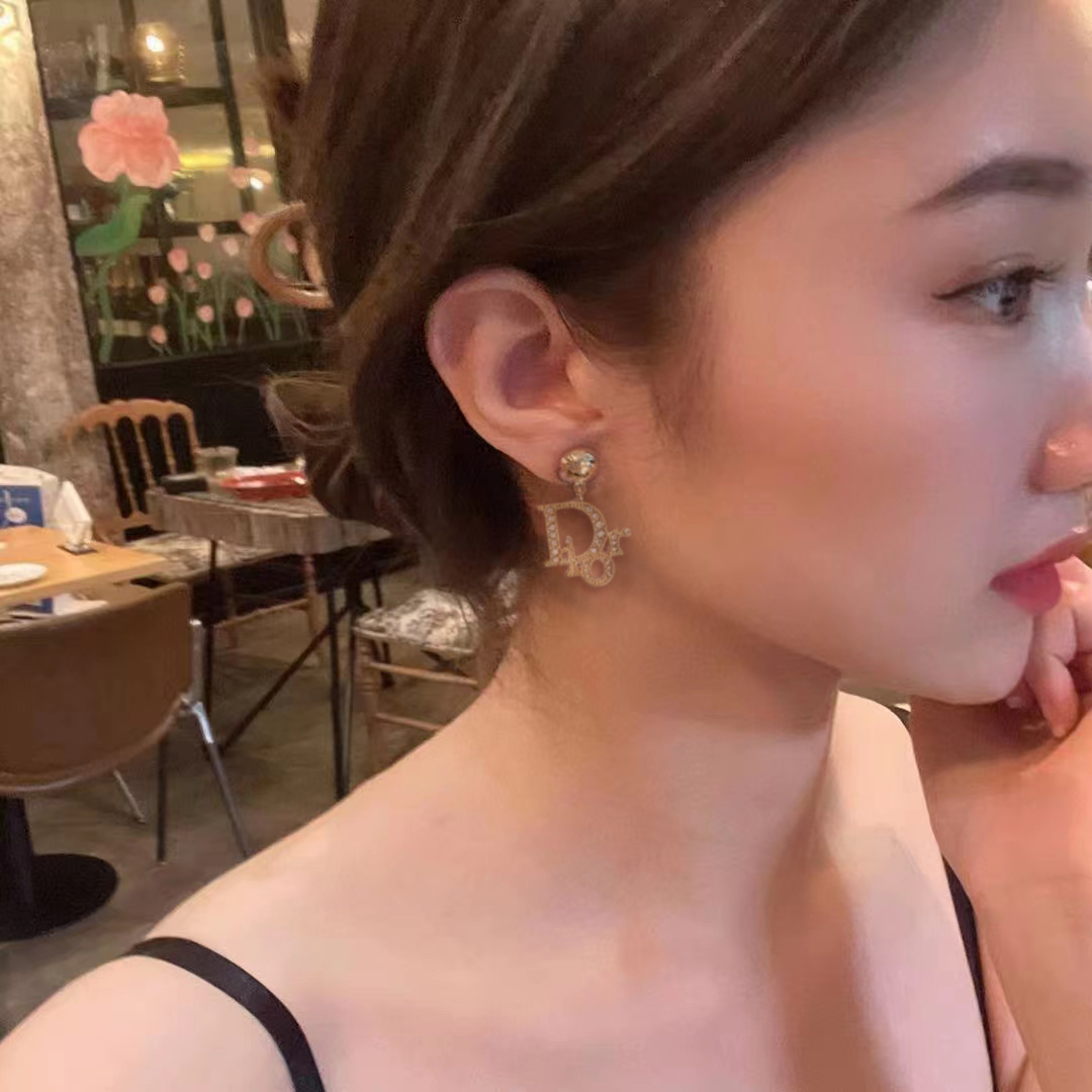【2026】【DIOR】 ディオール  ファッションスタイルのイヤリング-BRAND OFF