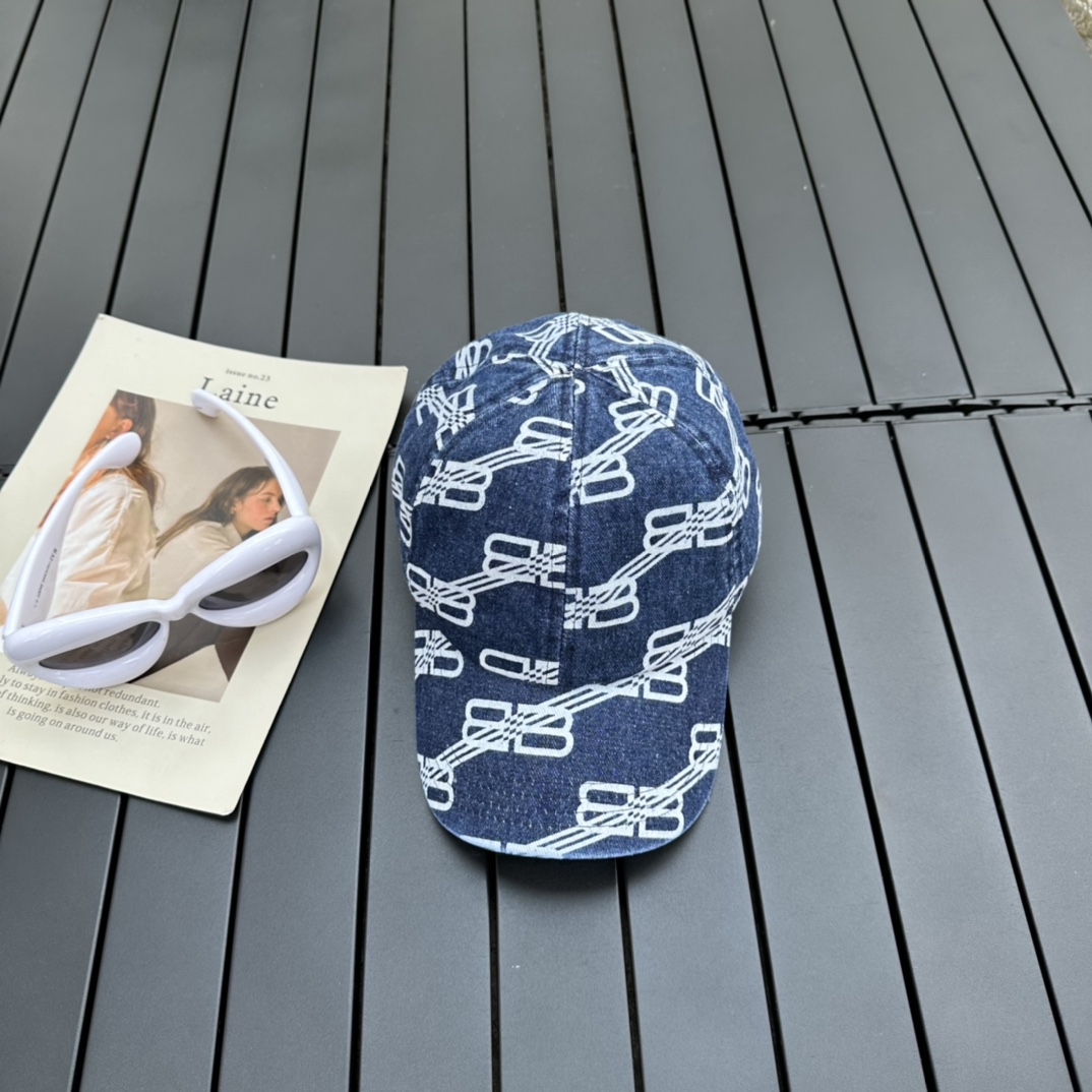 【BALENCIAGA   バレンシアガ】【数量限定】 野球帽 / ハット-BRAND OFF