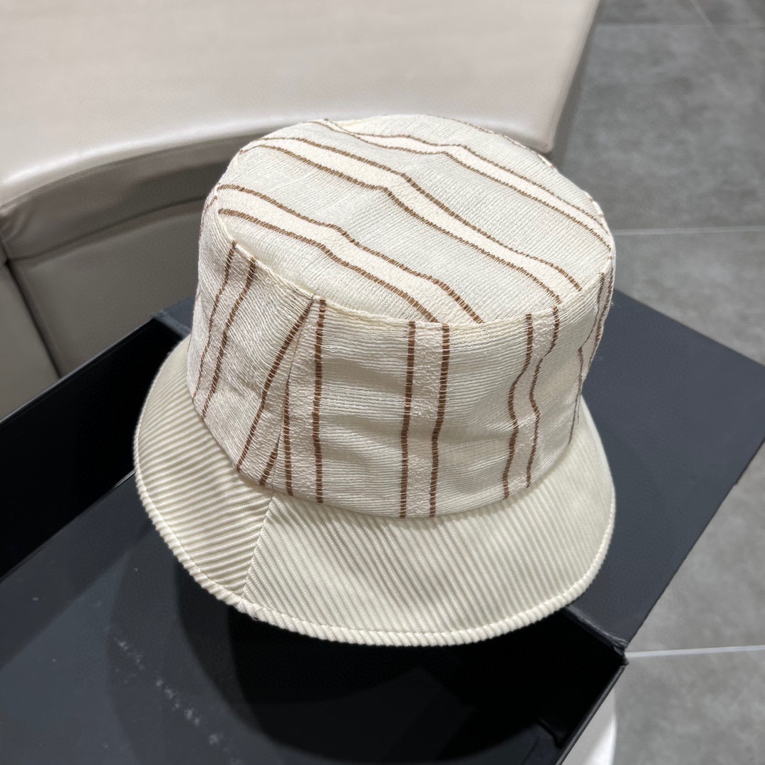 PRADA (プラダ)フィッシャーマンズハット-BRAND OFF