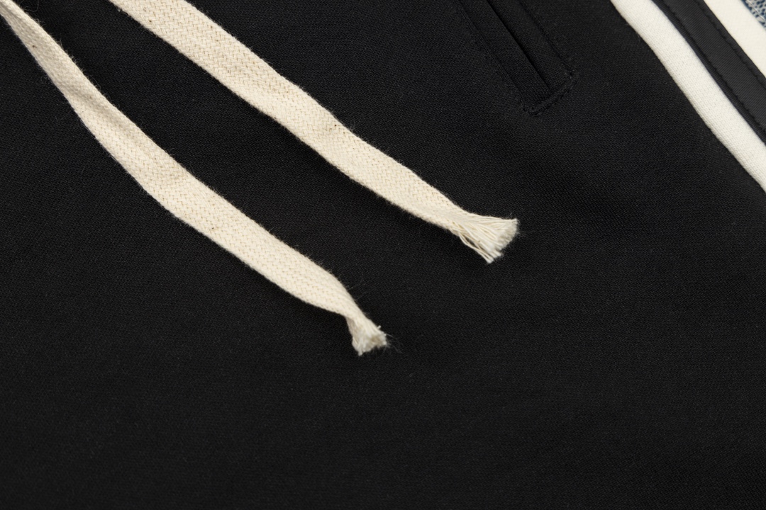 【GUCCI公式旗艦店】クッチ  ショートパンツ  ご好評に付き再入荷！-BRAND OFF
