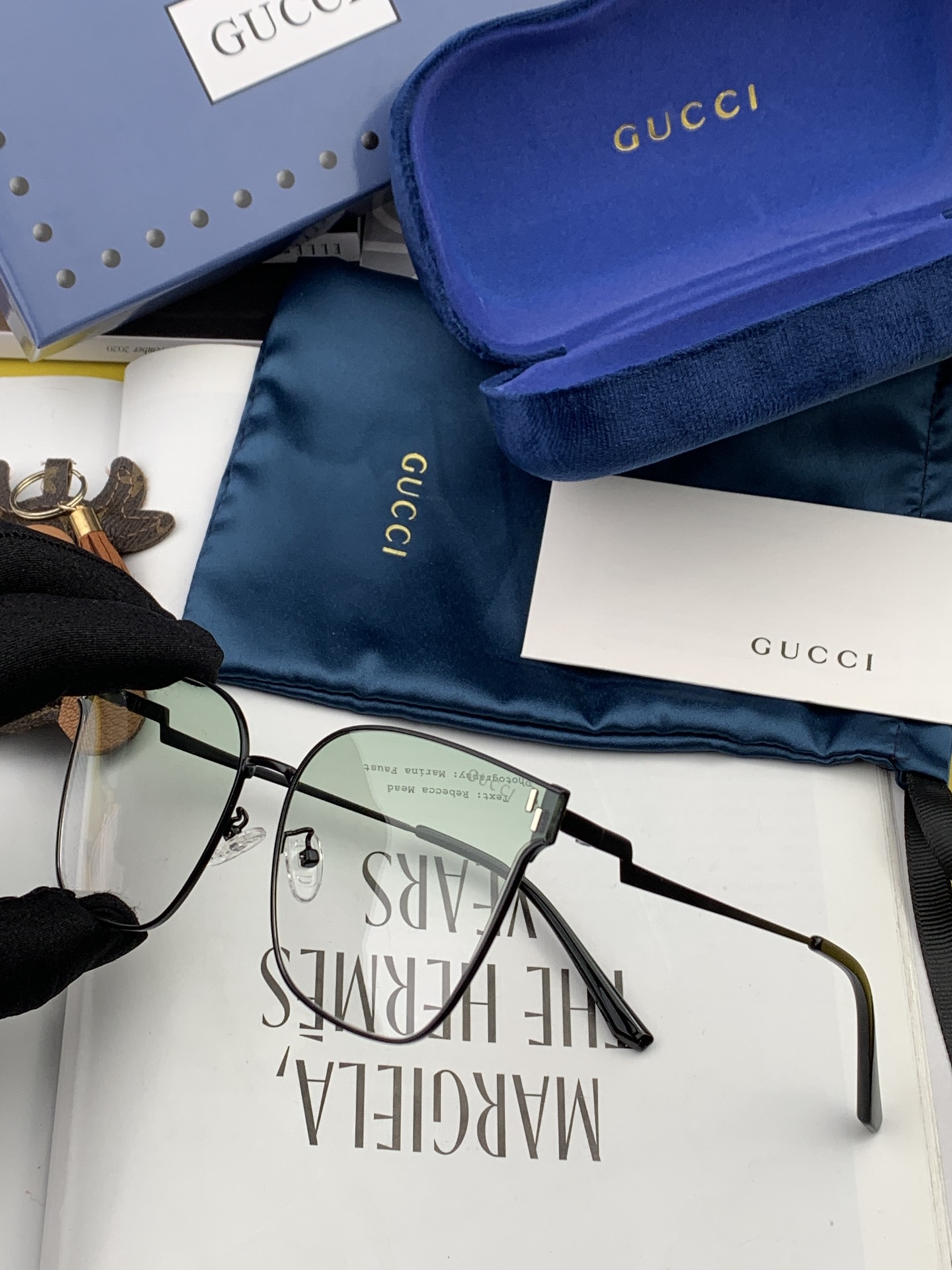 GUCCI(クッチ ) サングラス-BRAND OFF