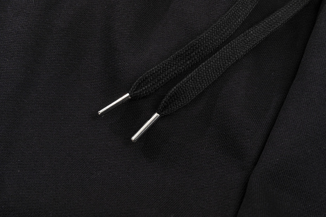 【GIVENCHY  公式旗艦店】 ジバンシー  ショートパンツ  ご好評に付き再入荷！-BRAND OFF