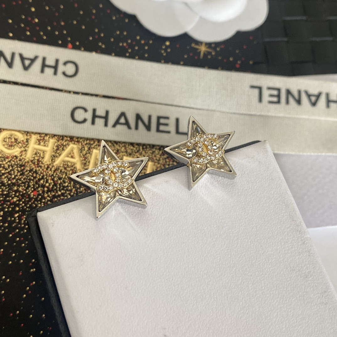 【CHANEL】 シャネル   ファッションスタイルのイヤリング-BRAND OFF