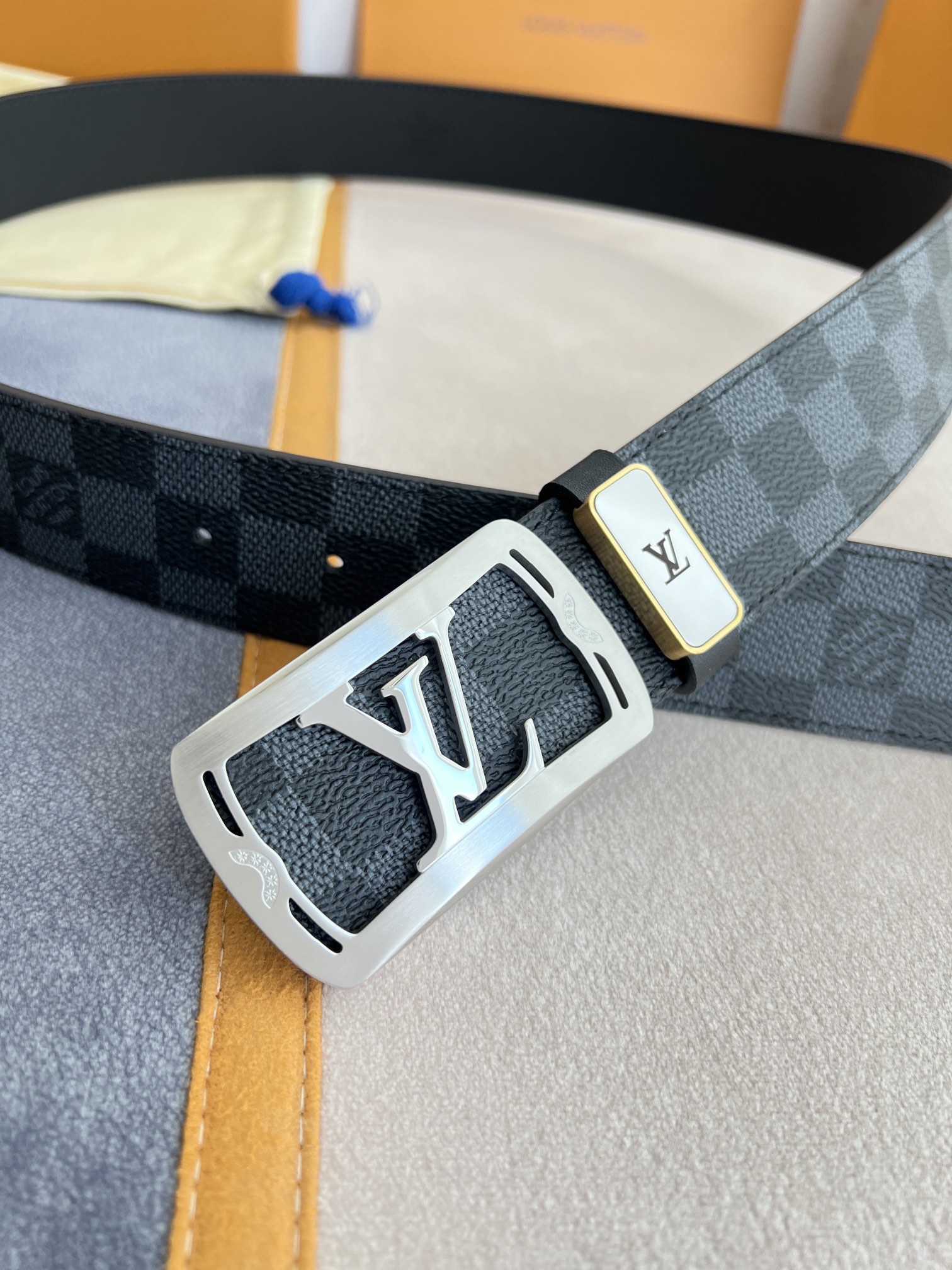 【LOUIS VUITTON】(ルイヴィトン) 3.8cm   ベルト メンズ-BRAND OFF