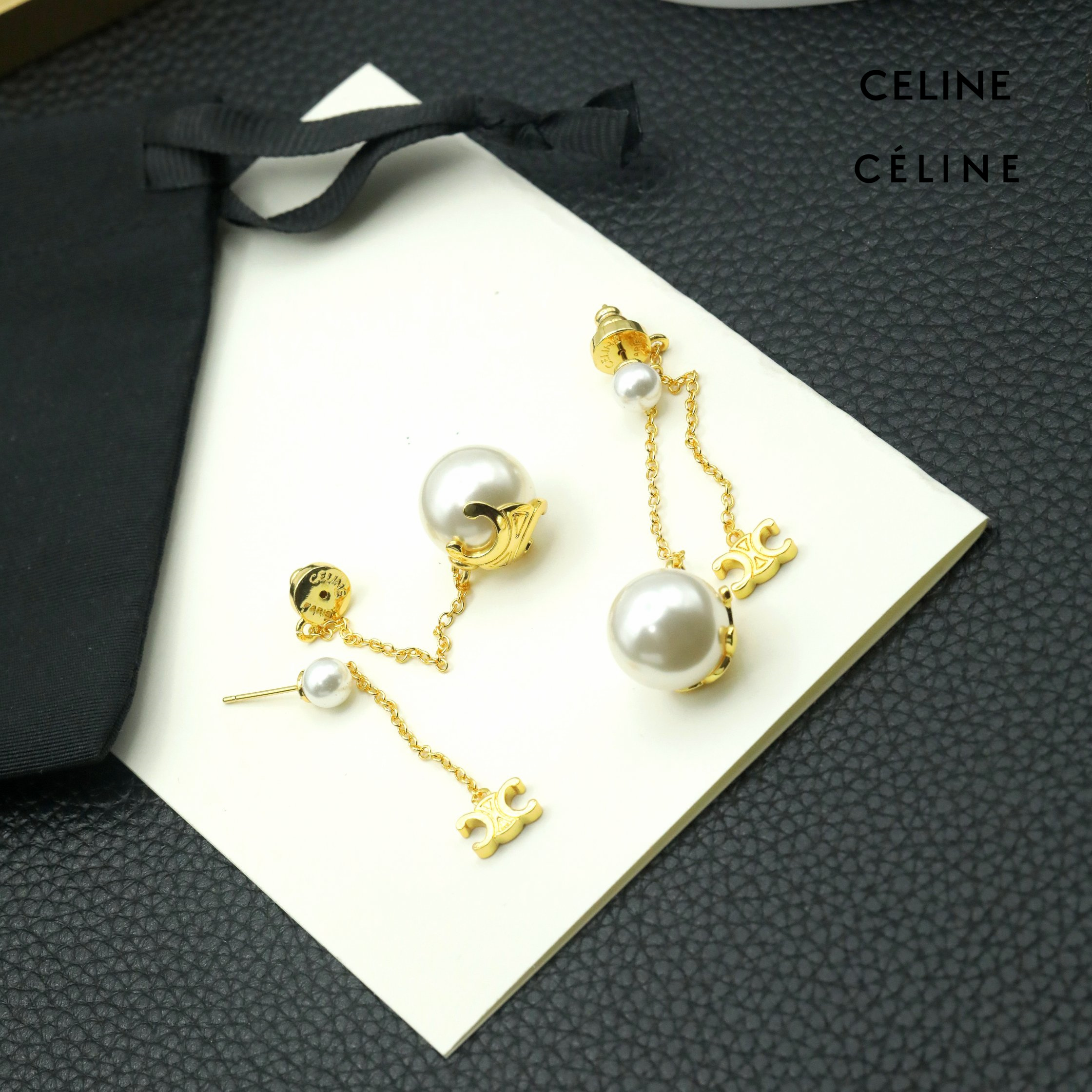 【CELINE】セリーヌ  ファッションスタイルのイヤリング-BRAND OFF