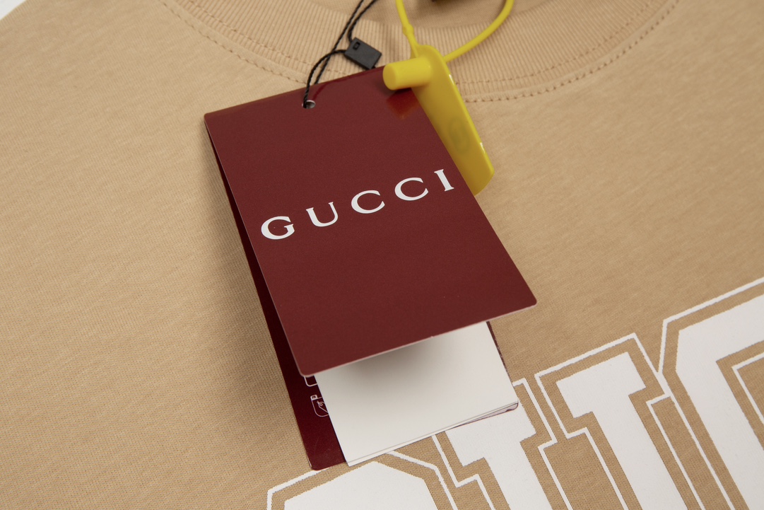 【2026】【GUCCI 公式旗艦店】グッチ   Tシャツ ご好評に付き再入荷 24626-BRAND OFF