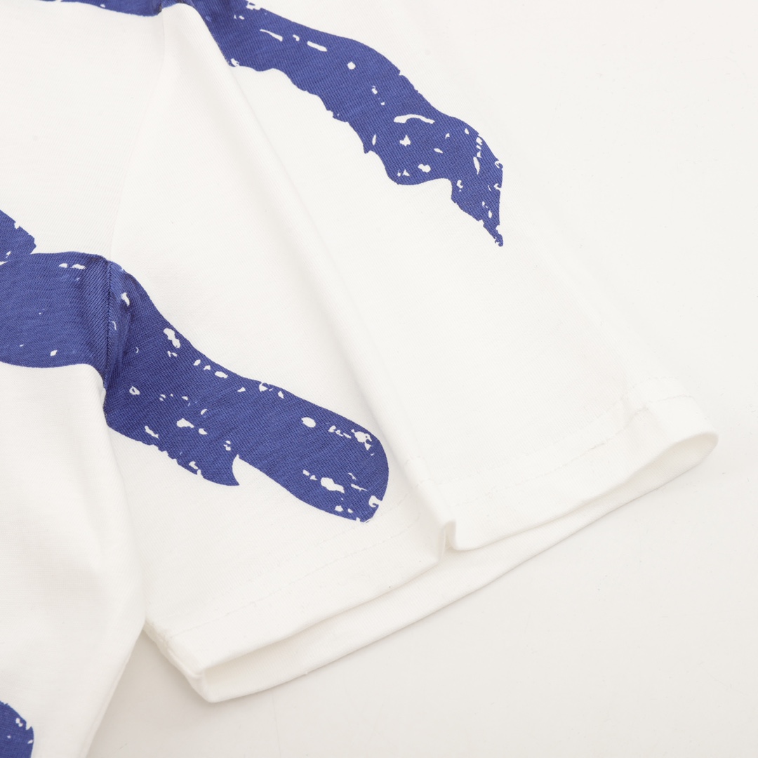 【2026】【BURBERRY  公式旗艦店】バーバリー  Tシャツ ご好評に付き再入荷 24627-BRAND OFF
