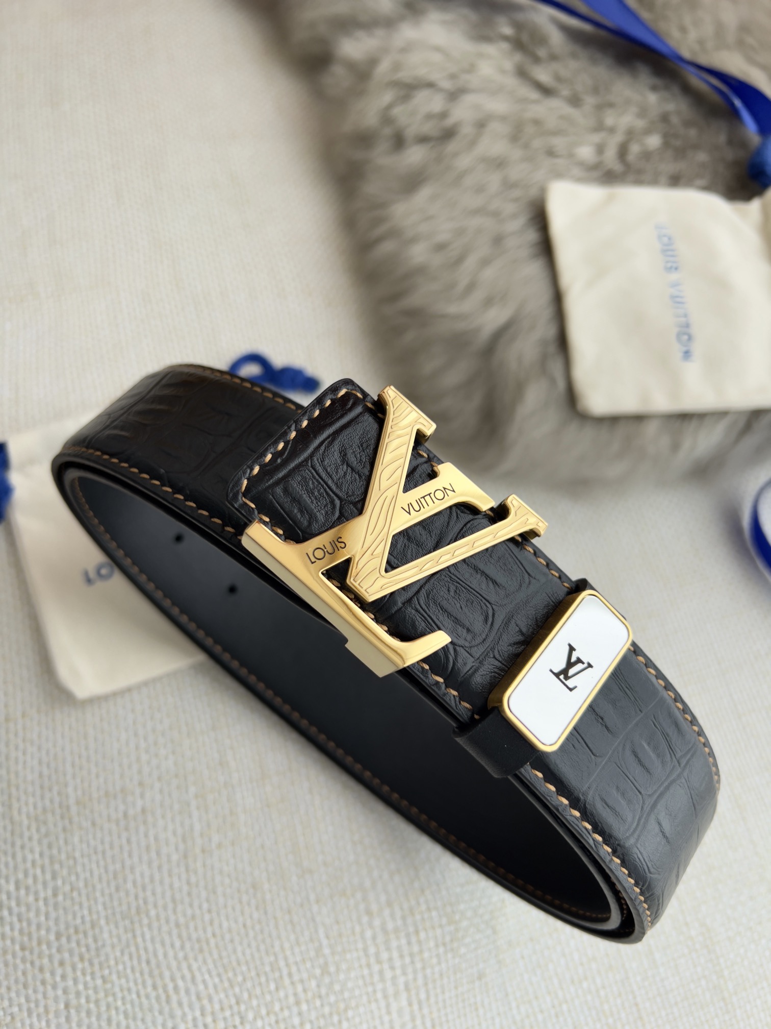【2026】LV【LOUIS VUITTON】(ルイヴィトン) 3.8cmベルト メンズ  24706-BRAND OFF