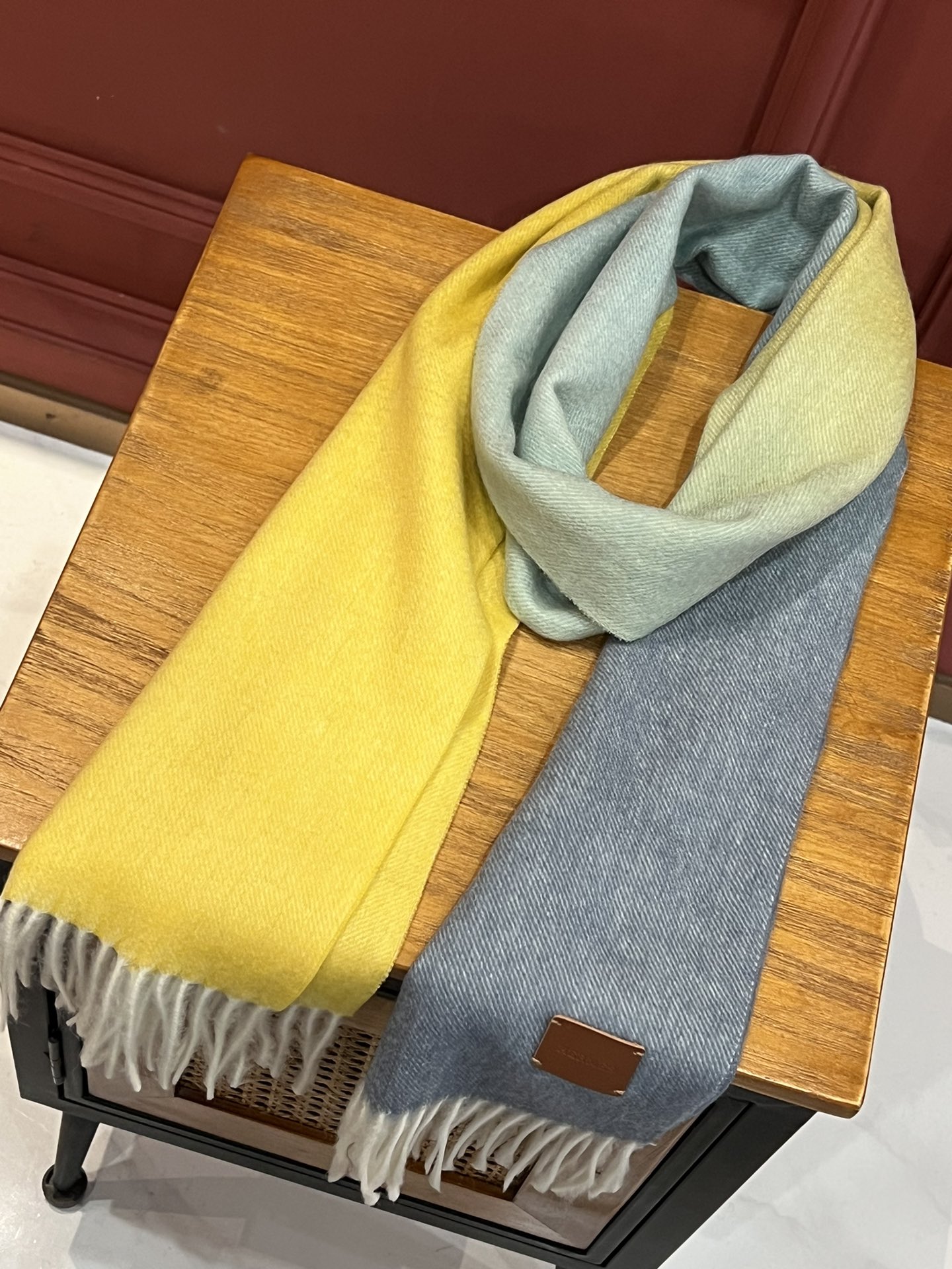 【2026】【HERMES エルメス 】スカーフ   32*190CM  241109-BRAND OFF