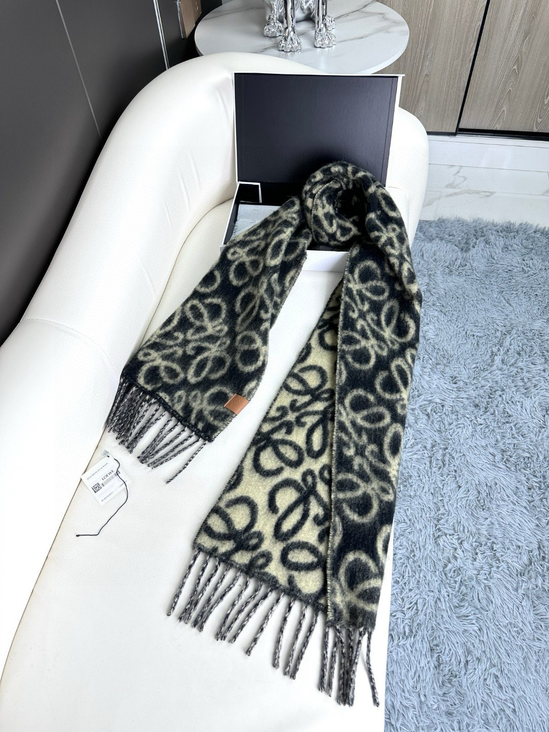 【LOEWE ロエベ】スカーフ 30*180CM   241109-BRAND OFF