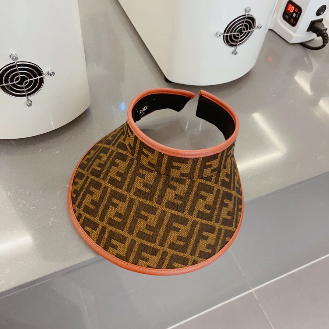 【FENDI  フェンディ】【数量限定】空のシルクハット-BRAND OFF