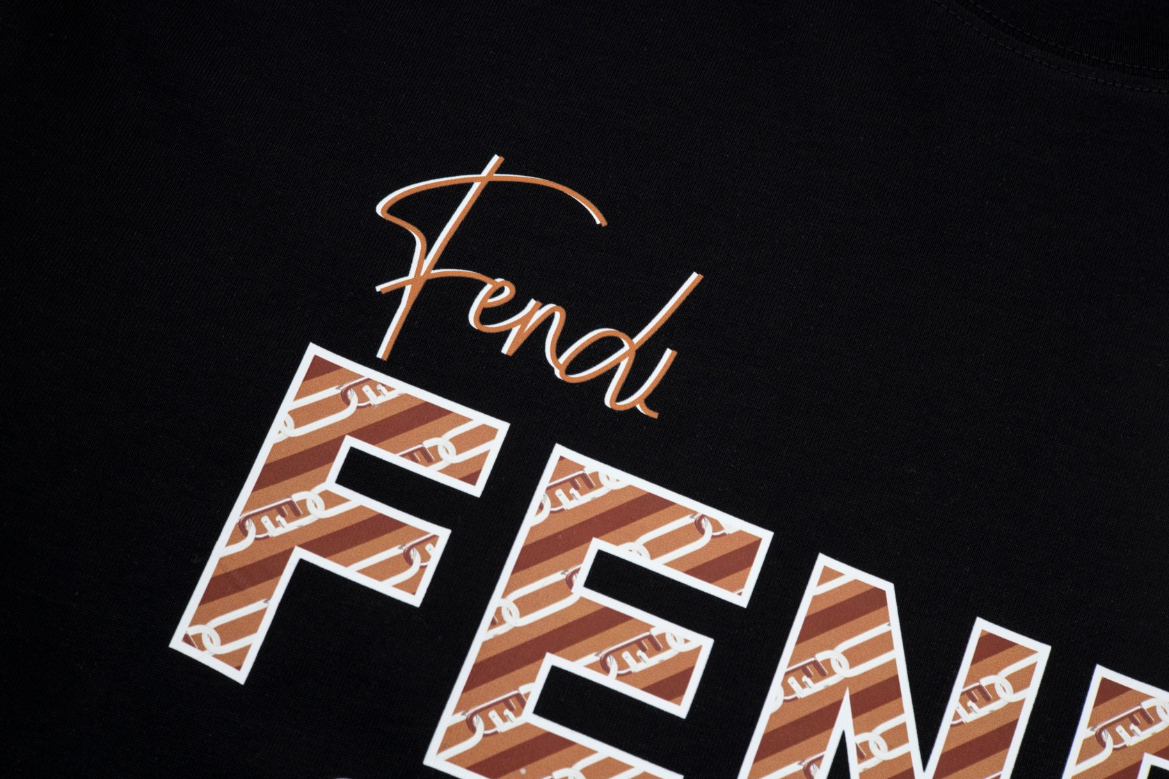 【2026】【FENDI 公式旗艦店】フェンディ   Tシャツご好評に付き再入荷！-BRAND OFF