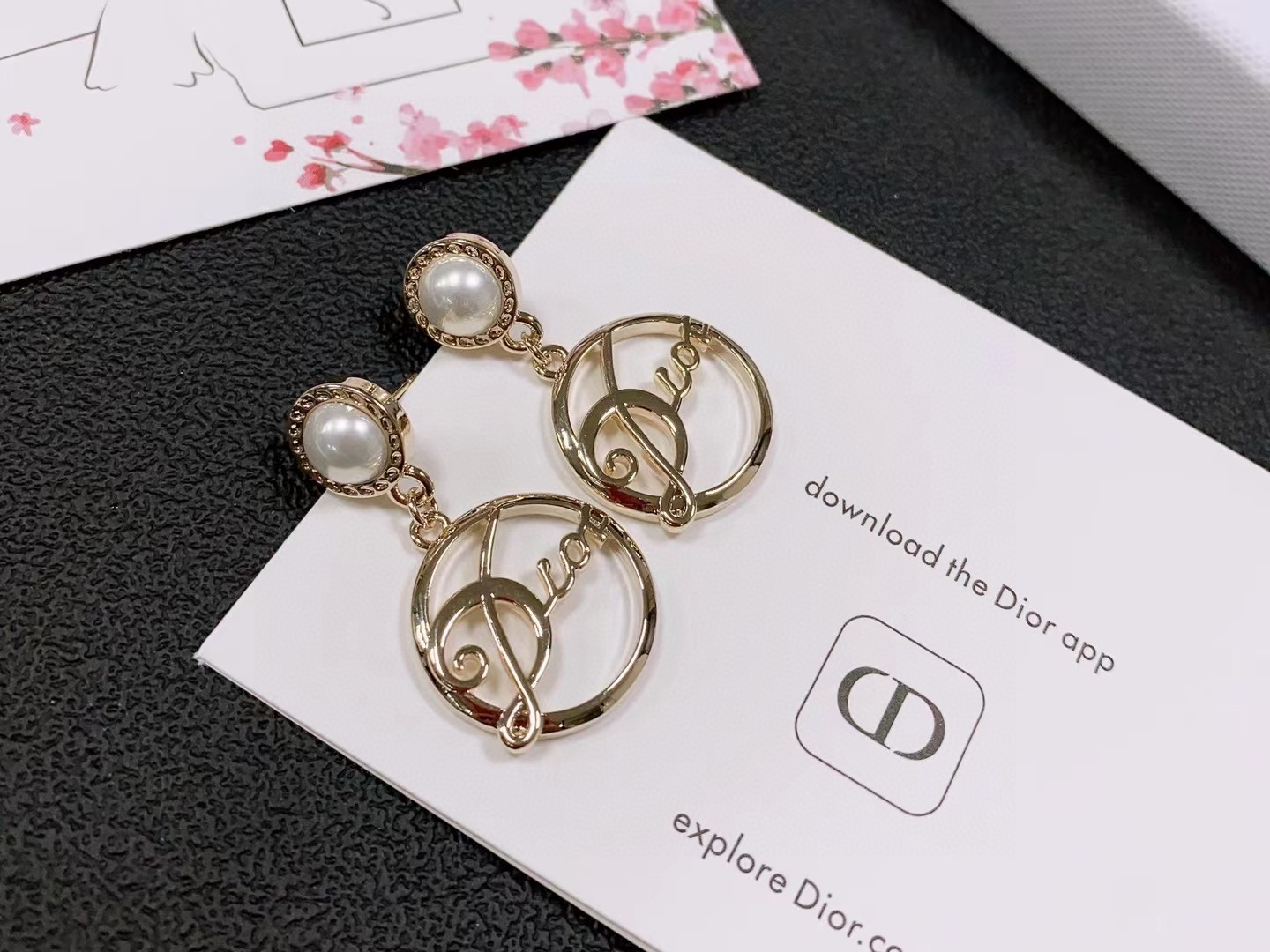 【DIOR】ディオール  ファッションスタイルのイヤリング-BRAND OFF