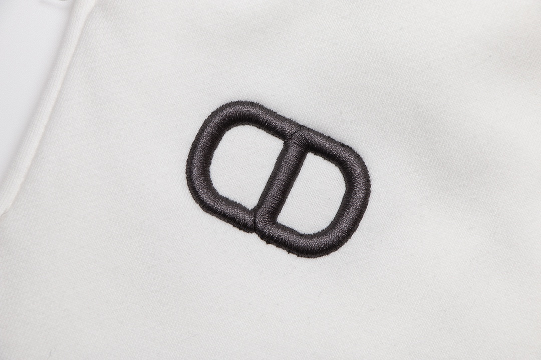 【2026】【DIOR  公式旗艦店】ディオール   ショートパンツ  ご好評に付き再入荷！-BRAND OFF
