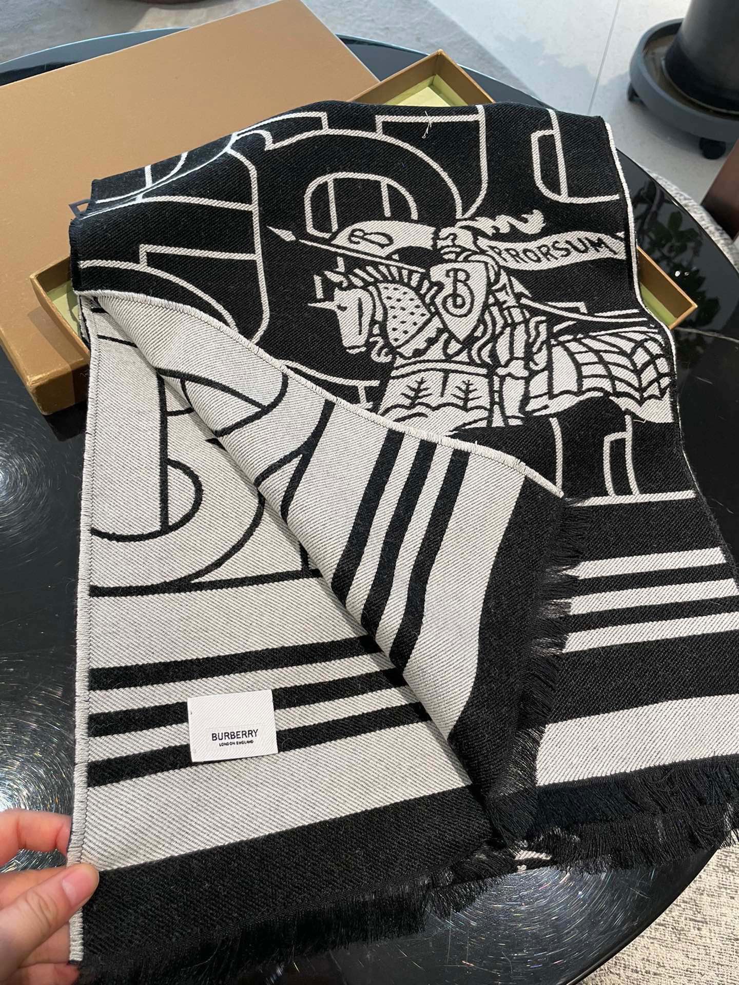 【2026】【BURBERRY  バーバリー】スカーフ33*188CM-BRAND OFF