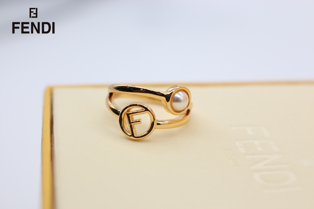 【FENDI】フェンディ 指輪-BRAND OFF