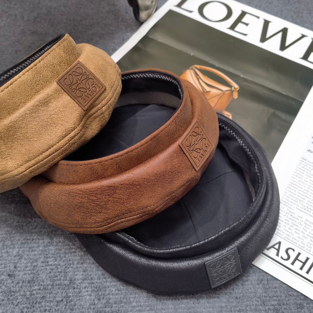 LOEWE( ロエベ )ベレー帽-BRAND OFF