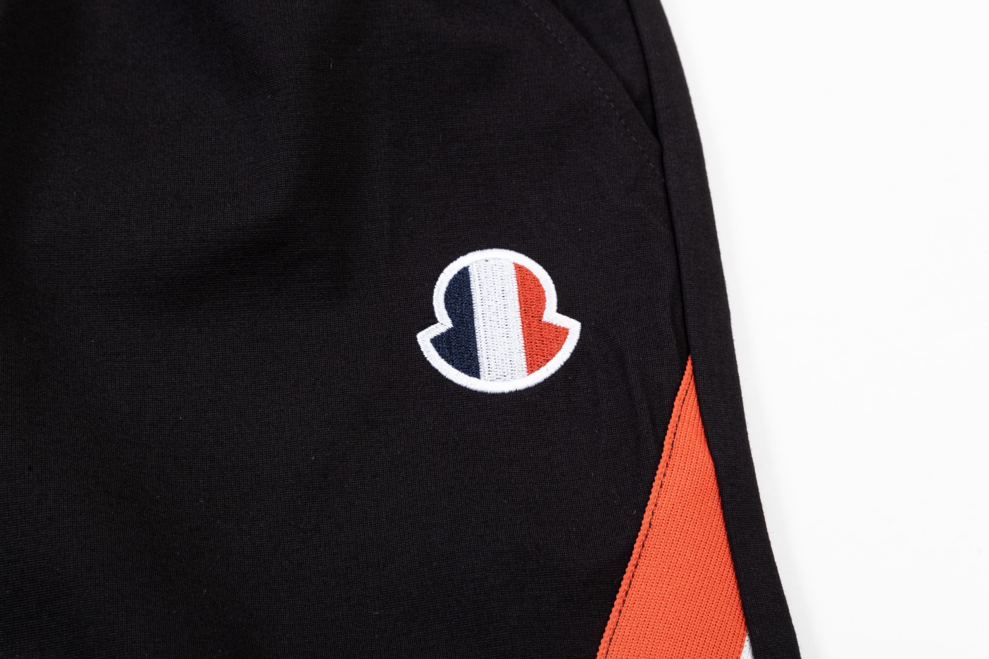 【2026】【MONCLER  公式旗艦店】モンクレール  ショートパンツ  ご好評に付き再入荷！-BRAND OFF
