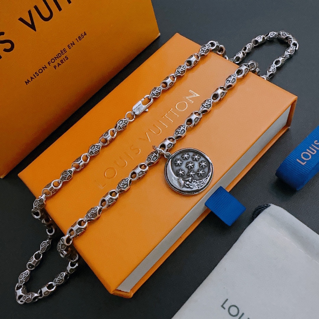 【LOUIS VUITTON】ネックレス、新しいネックレス万能シンプルファッションオーナメント-BRAND OFF