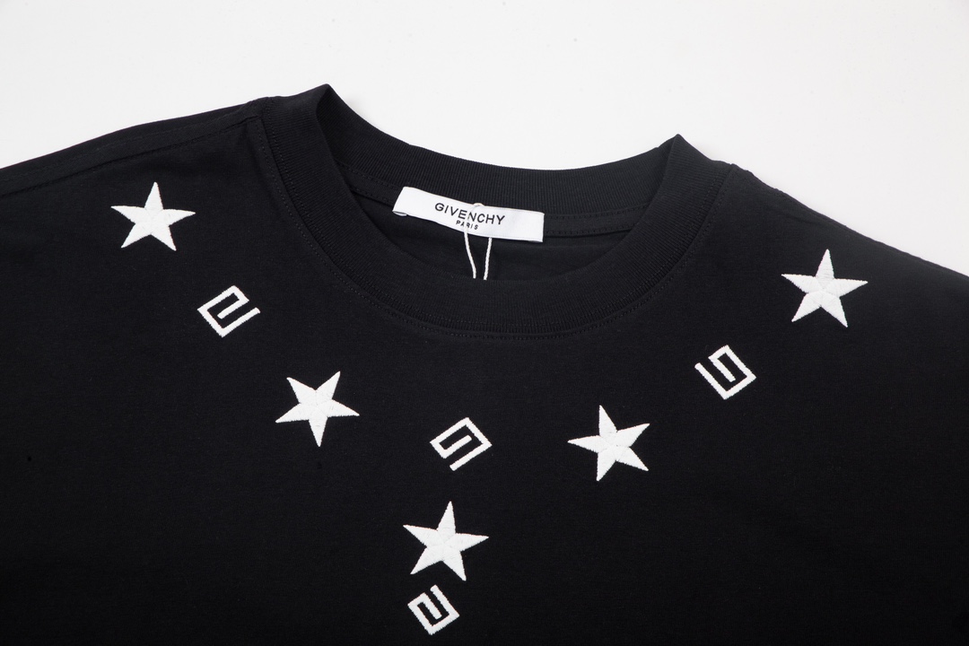 【2026】【GIVENCHY  公式旗艦店】ジバンシー   Tシャツご好評に付き再入荷！-BRAND OFF