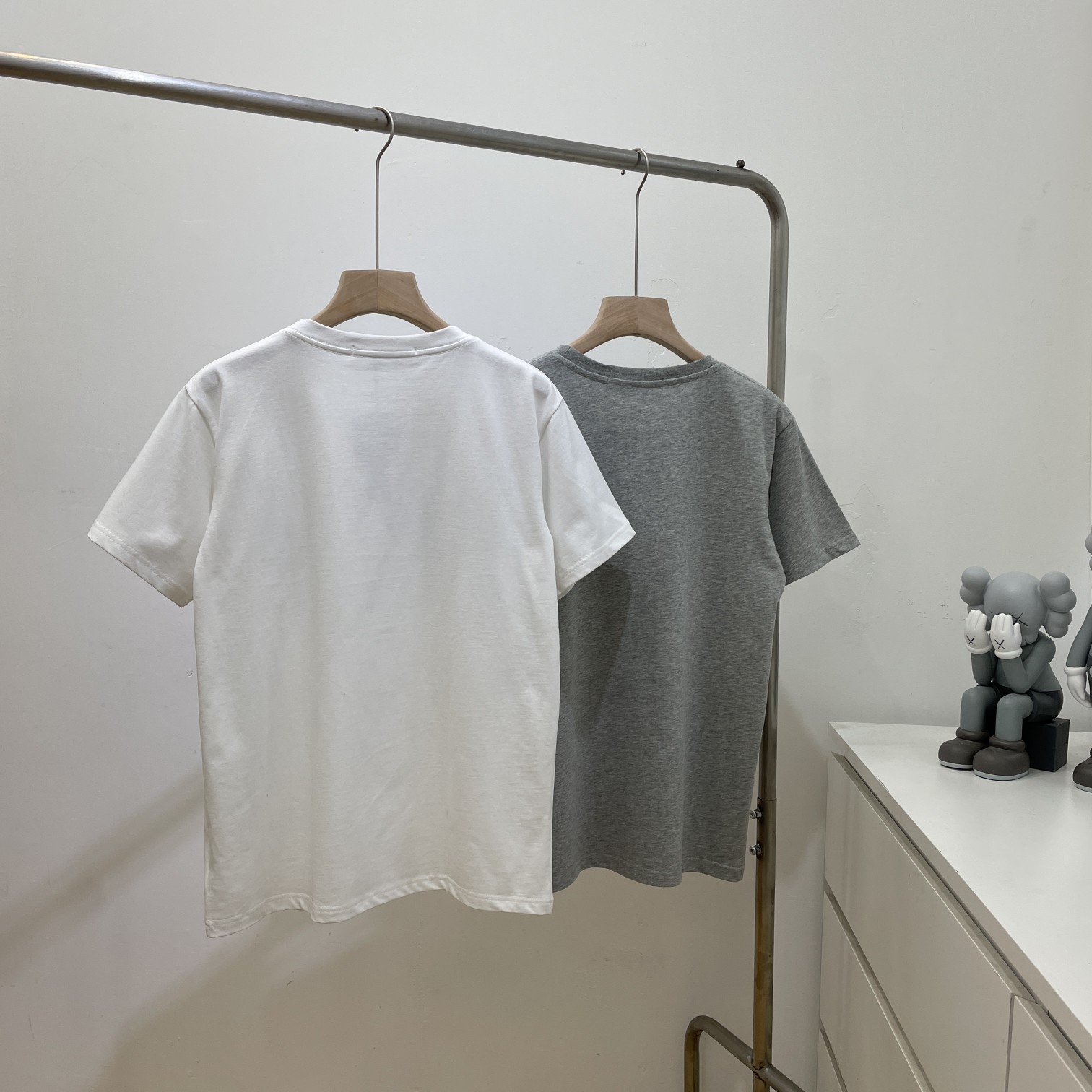 【2026】CDGP 【COMME DES GARCONS PLAY 公式旗艦店】 コム デ ギャルソン プレイ   Tシャツご好評に付き再入荷！-BRAND OFF