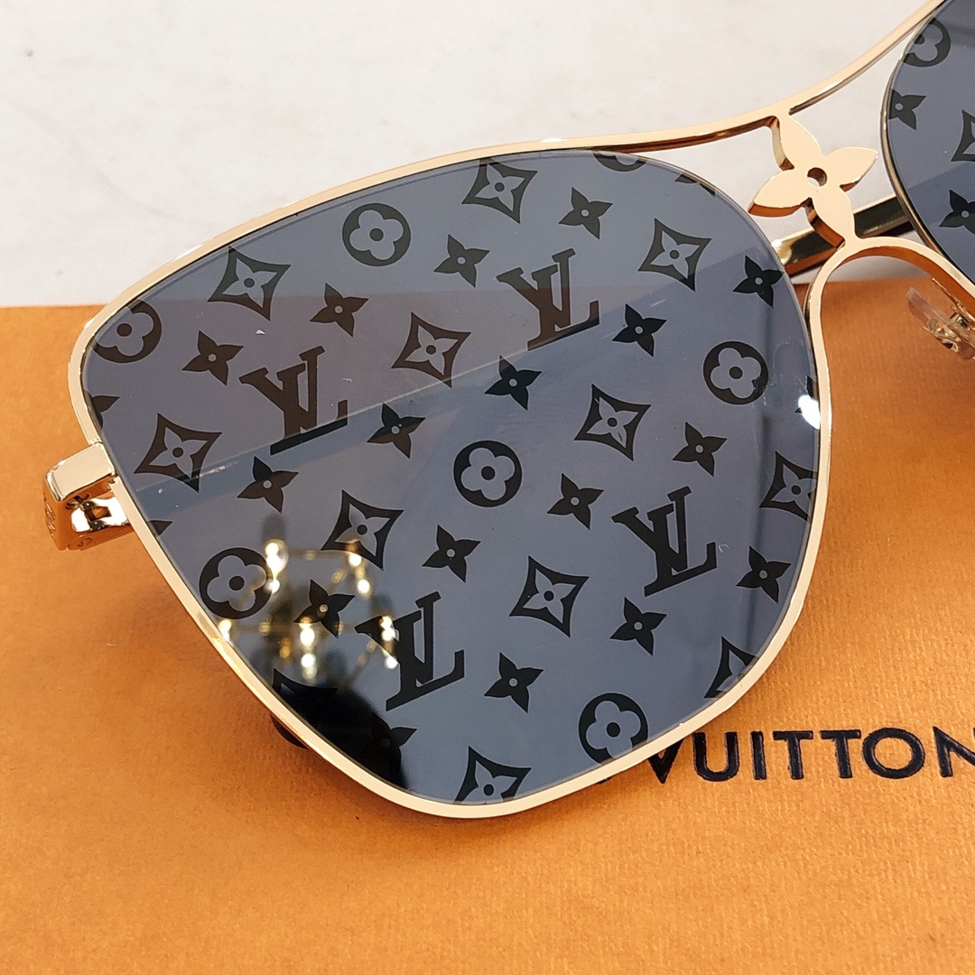 LOUIS VUITTON (  ルイヴィトン ) サングラス-BRAND OFF