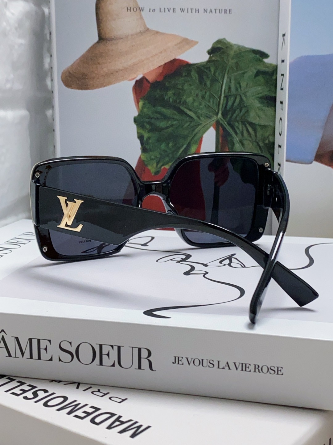 LOUIS VUITTON(ルイヴィトン) サングラス-BRAND OFF