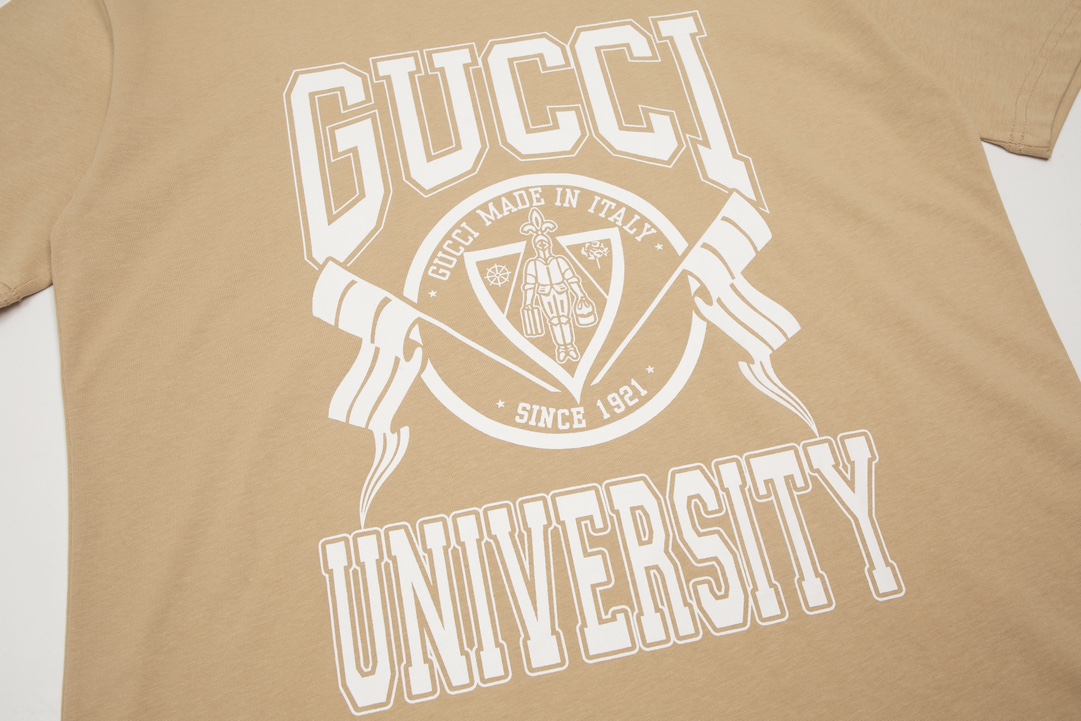 【2026】【GUCCI 公式旗艦店】グッチ   Tシャツ ご好評に付き再入荷 24626-BRAND OFF