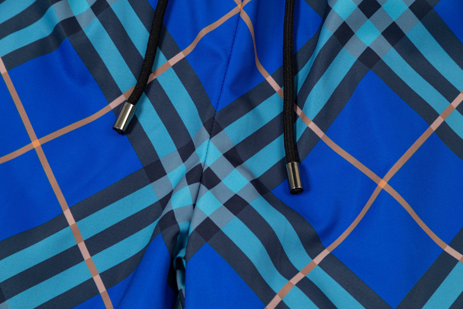【BURBERRY 公式旗艦店】バーバリー  ショートパンツご好評に付き再入荷 24627-BRAND OFF