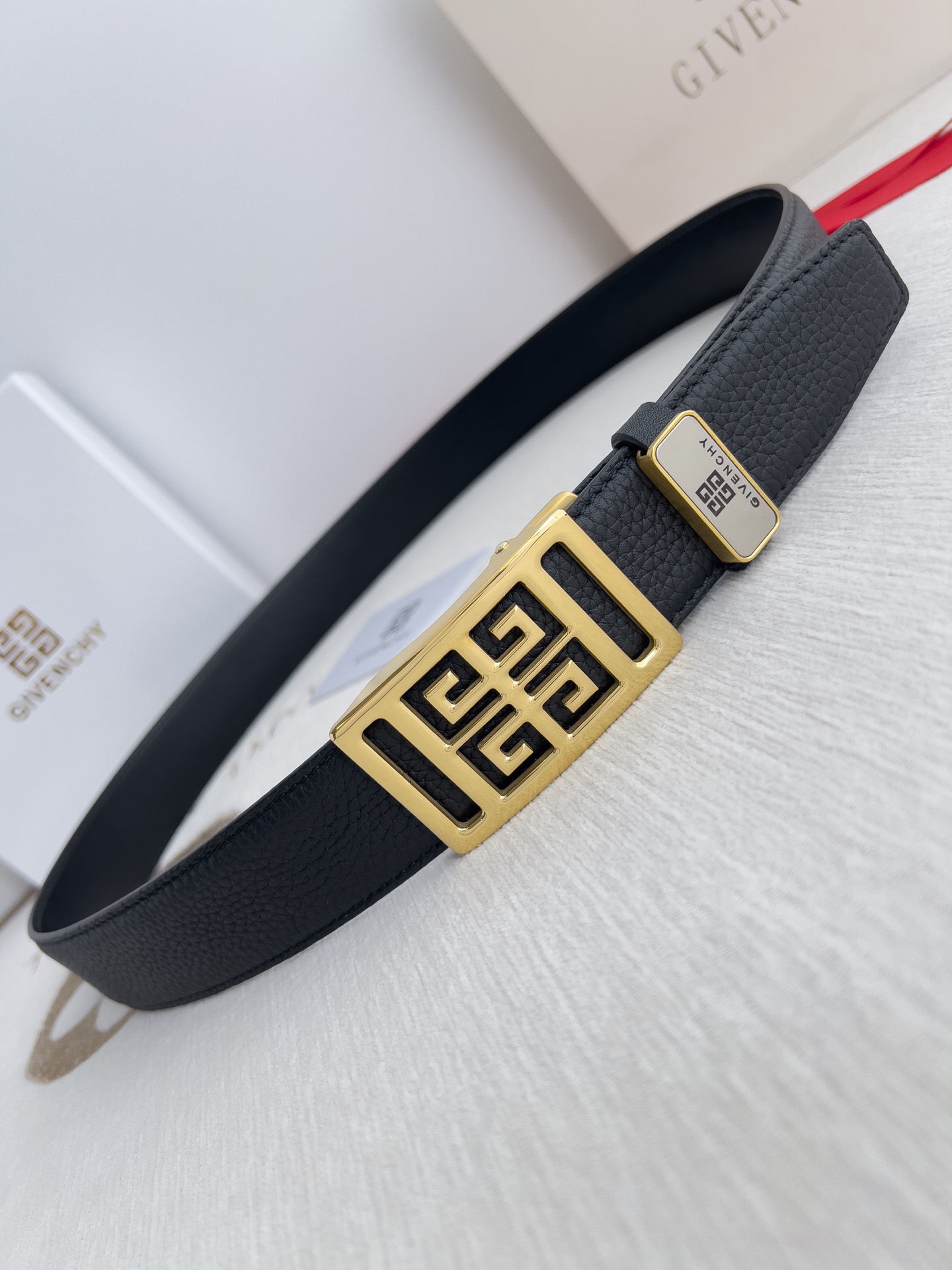 【GIVENCHY】(ジバンシー) 3.5cmベルト メンズ 240903-BRAND OFF