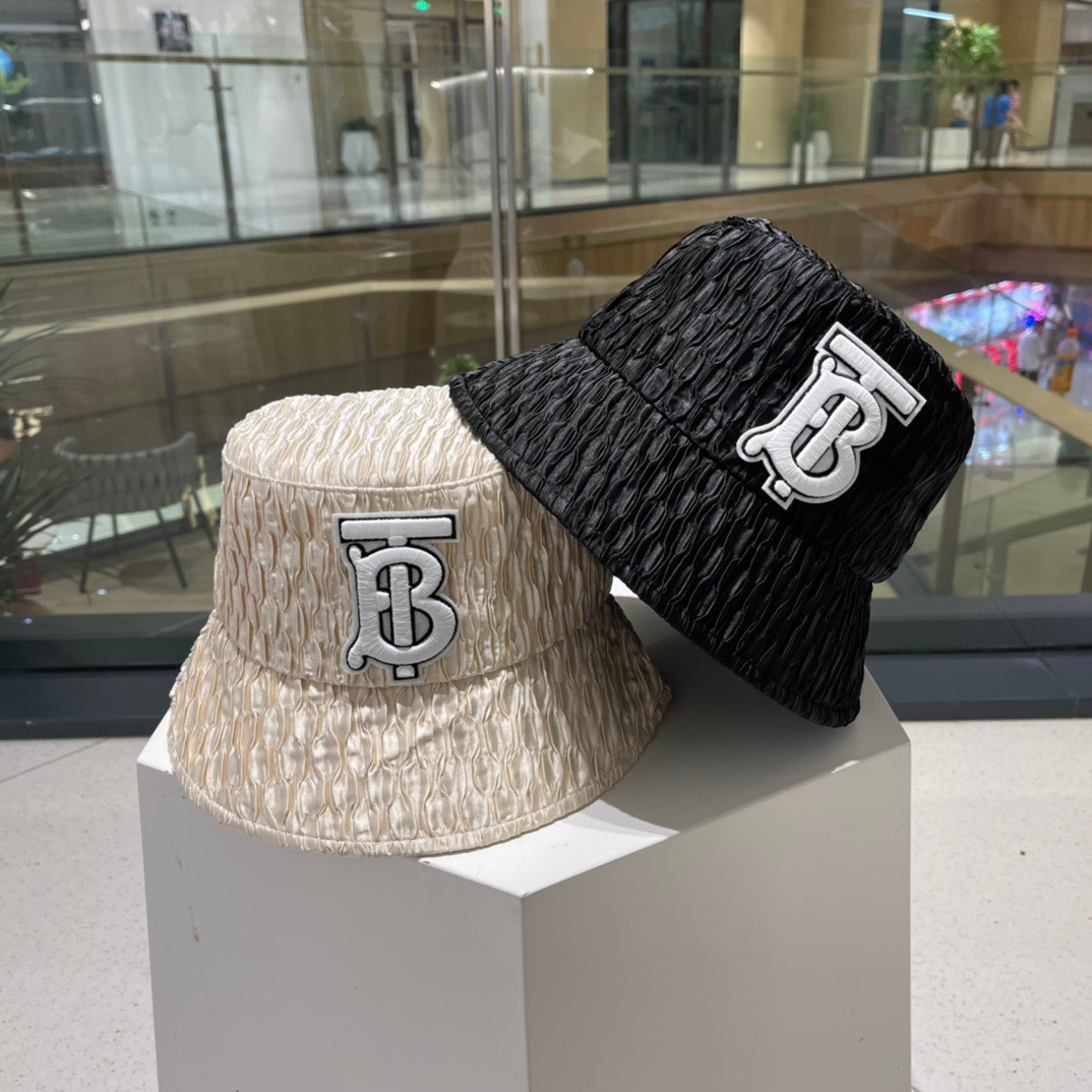 BURBERRY(バーバリー)フィッシャーマンズハット  241011-BRAND OFF