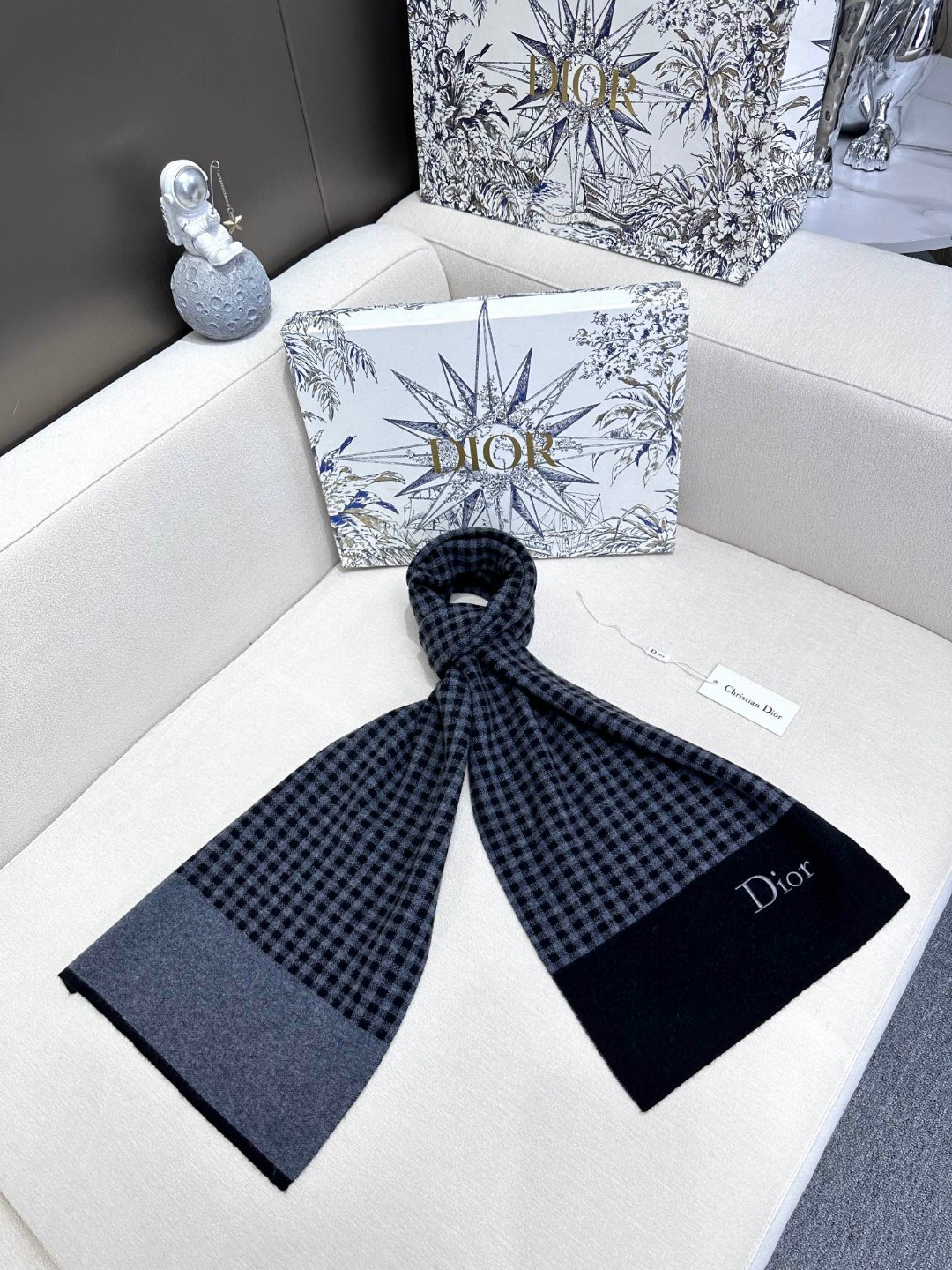 【DIOR  ディオール 】スカーフ32*180cm  241108-BRAND OFF