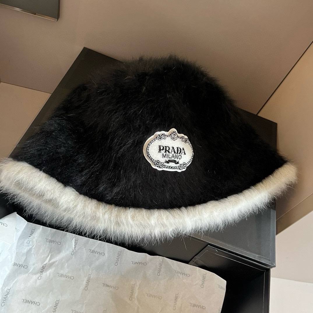 PRADA (プラダ)フィッシャーマンズハット  241125-BRAND OFF