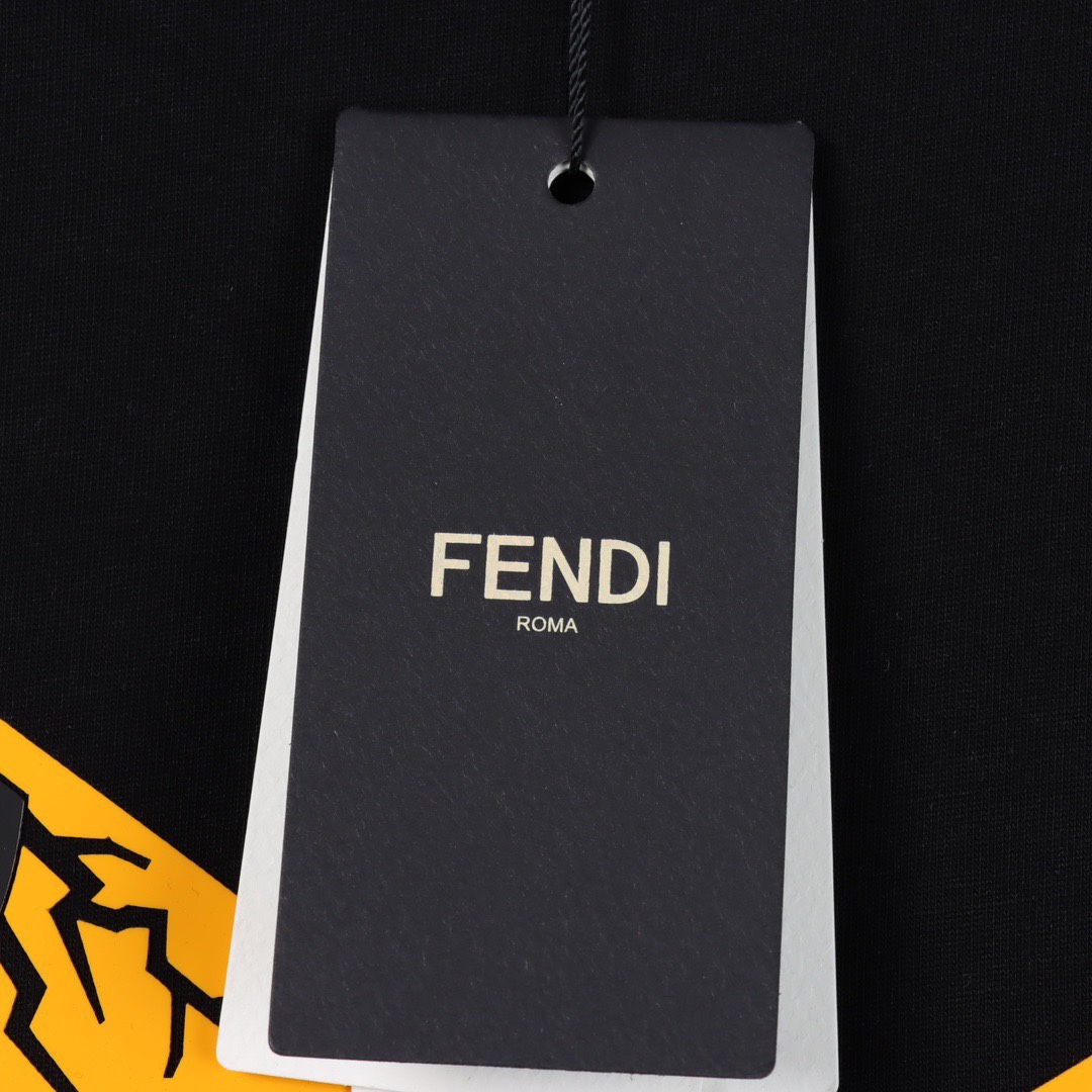 【2026】【FENDI  公式旗艦店】フェンディ   Tシャツご好評に付き再入荷！-BRAND OFF