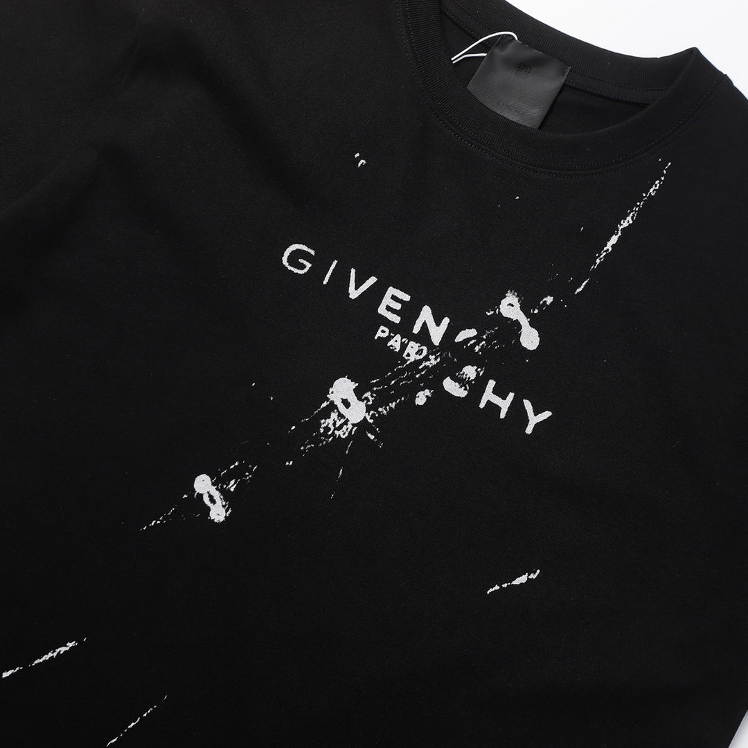 【2026】【GIVENCHY  公式旗艦店】ジバンシー   Tシャツ ご好評に付き再入荷！-BRAND OFF