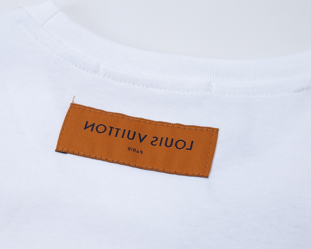 【2026】【LOUIS VUITTON  公式旗艦店】ルイヴィトン   Tシャツ ご好評に付き再入荷！-BRAND OFF