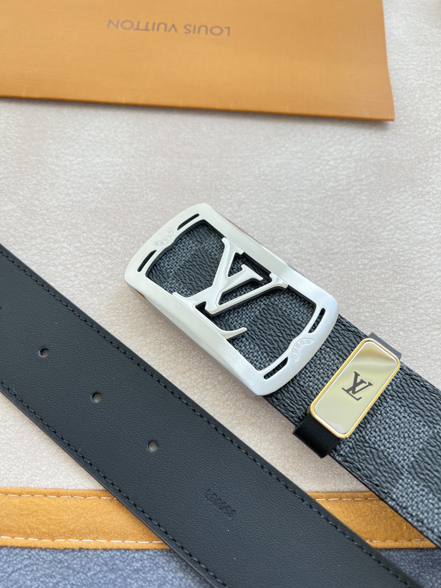 【LOUIS VUITTON】(ルイヴィトン) 3.8cm   ベルト メンズ-BRAND OFF
