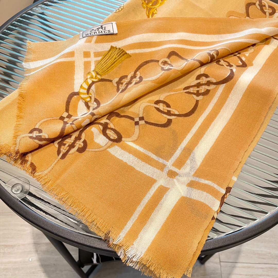 【HERMES エルメス 】スカーフ32*190CM-BRAND OFF
