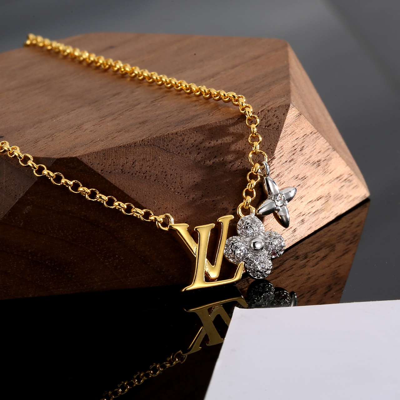 【2026】LV【LOUIS VUITTON】ネックレス、新しいネックレス万能シンプルファッションオーナメント-BRAND OFF