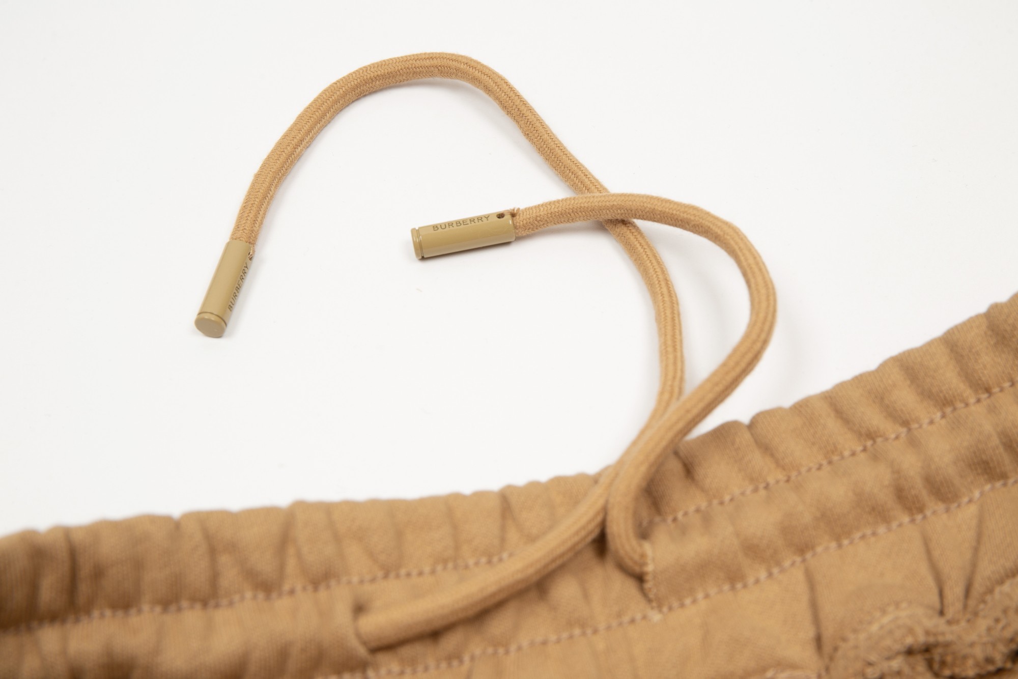 【BURBERRY  公式旗艦店】バーバリー  ショートパンツ  ご好評に付き再入荷！-BRAND OFF