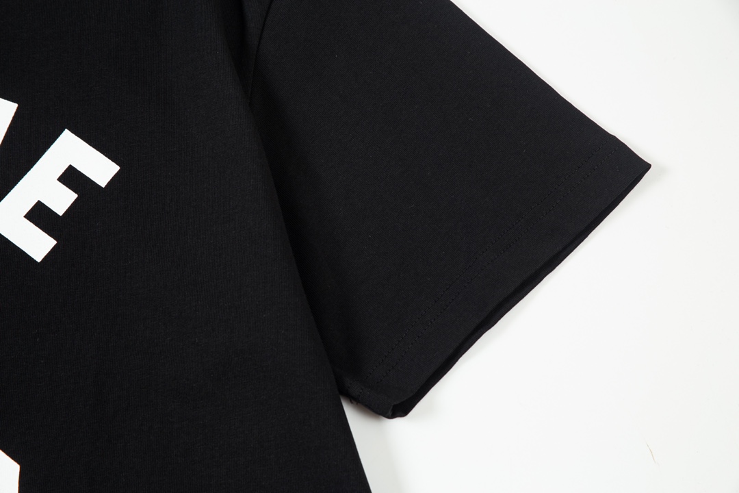 【2026】【CELINE  公式旗艦店】セリーヌ  Tシャツ ご好評に付き再入荷！-BRAND OFF